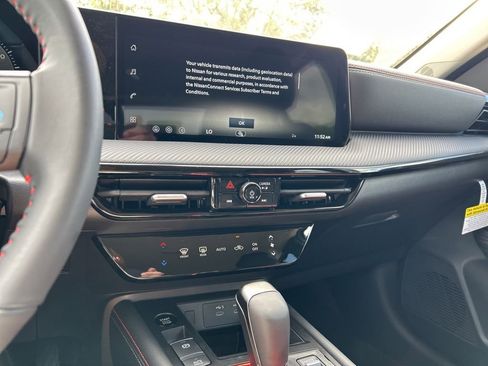 New 2026 Nissan Kicks SR w/ Illumination Package image 24