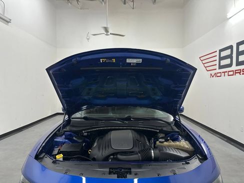 Used 2020 Dodge Charger R/T w/ Plus Group RWD image 5