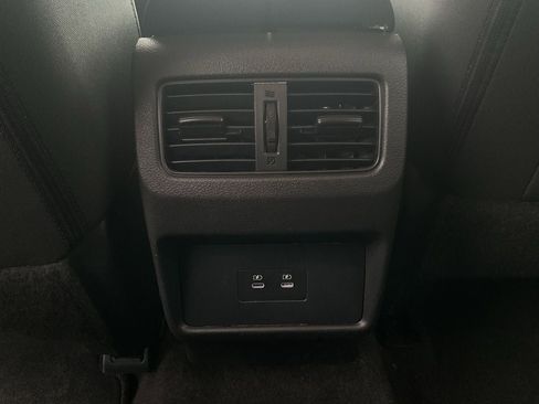 Used 2025 Nissan Rogue SV FWD image 13