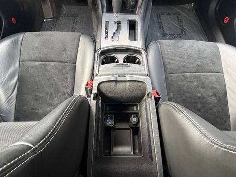 Used 2013 Dodge Charger R/T image 24