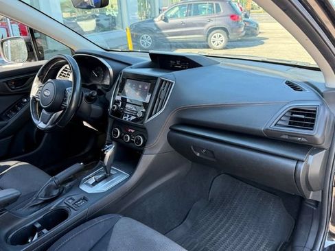 Used 2020 Subaru Crosstrek 2.0i Premium w/ Moonroof Package 2 AWD/4WD image 22
