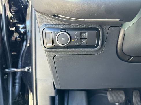 Certified 2025 Ford Explorer ST AWD/4WD image 11