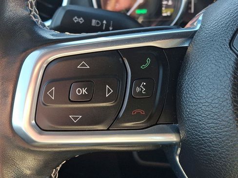 Used 2021 Jeep Wrangler Unlimited Sahara w/ Cold Weather Group image 26