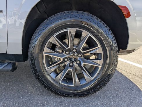 Used 2021 Chevrolet Tahoe Z71 w/ Z71 Signature Package image 10