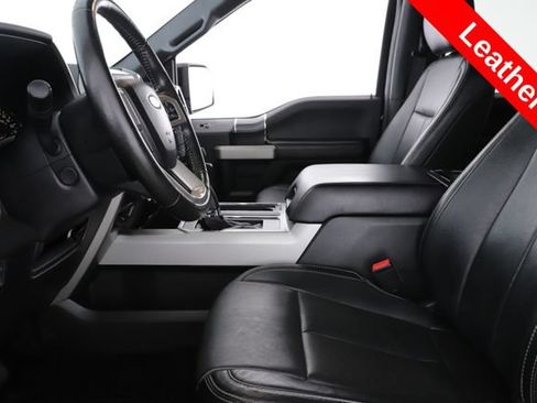Used 2018 Ford F150 Lariat w/ Equipment Group 502A Luxury AWD/4WD image 17