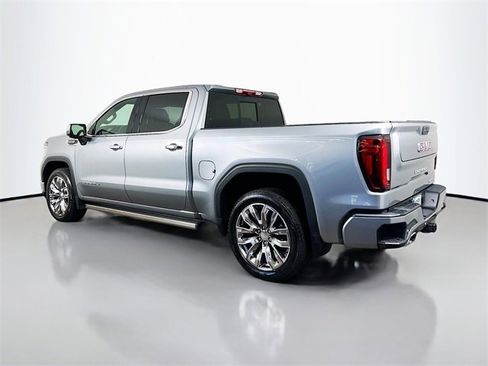 Used 2024 GMC Sierra 1500 Denali image 7