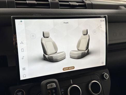 New 2026 Land Rover Defender 110 X-Dynamic SE image 20