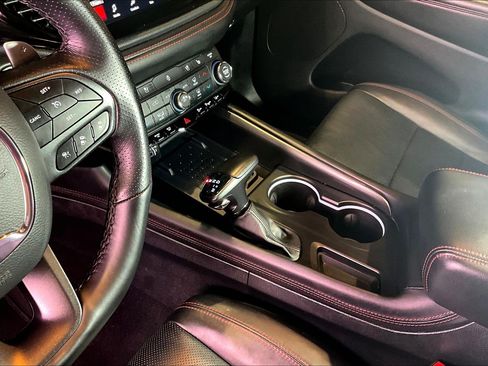 Used 2025 Dodge Durango GT AWD/4WD image 18