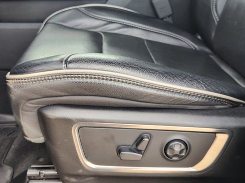 Used 2019 RAM 1500 Limited image 27