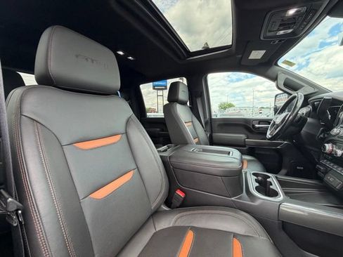 Used 2020 GMC Sierra 2500 AT4 w/ Technology Package AWD/4WD image 17