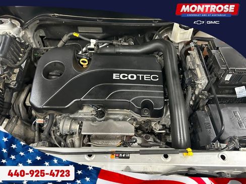 Used 2020 Chevrolet Equinox LS image 32