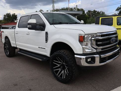 Used 2022 Ford F250 Lariat w/ Lariat Value Package AWD/4WD image 3