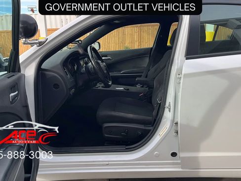 Used 2019 Dodge Charger Police w/ Convenience Group I image 9