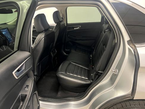 Used 2024 Ford Edge SEL image 25