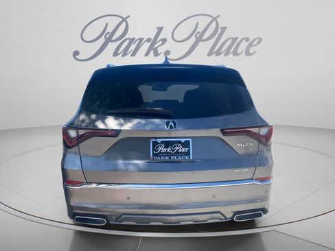 Used 2025 Acura MDX SH-AWD w/ Advance Package image 3