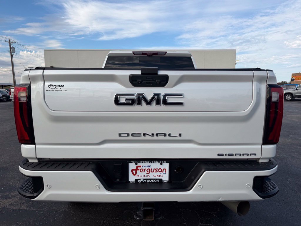 Used 2024 GMC Sierra 2500 Denali Ultimate AWD/4WD image 17