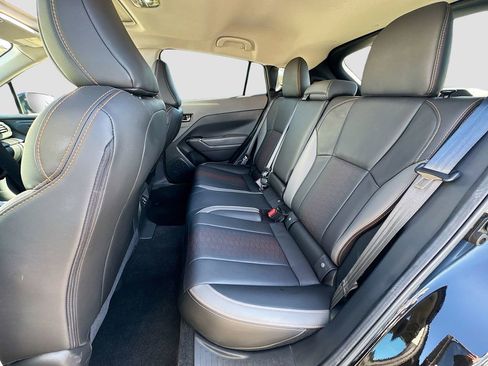 Certified 2025 Subaru Crosstrek 2.5i Limited image 34