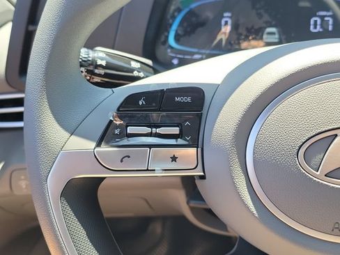 New 2026 Hyundai Elantra SE FWD image 7