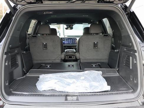 New 2026 Chevrolet Traverse LT w/ Enhanced Driving Package image 28