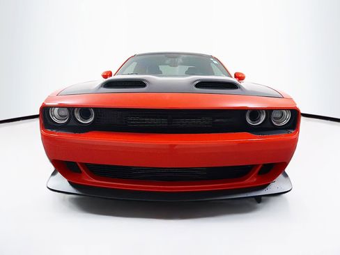 Used 2023 Dodge Challenger SRT Hellcat image 2