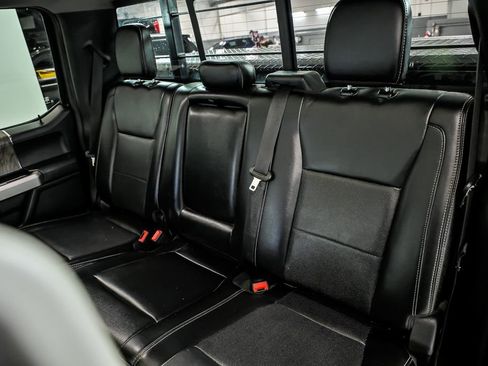 Used 2019 Ford F350 Lariat w/ Lariat Ultimate Package AWD/4WD image 16