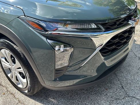 Used 2025 Chevrolet Trax LS w/ Driver Confidence Package image 29