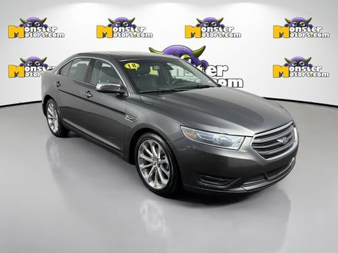 Used 2018 Ford Taurus Limited AWD/4WD image 3