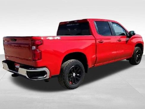Certified 2022 Chevrolet Silverado 1500 LT w/ Safety Package image 8