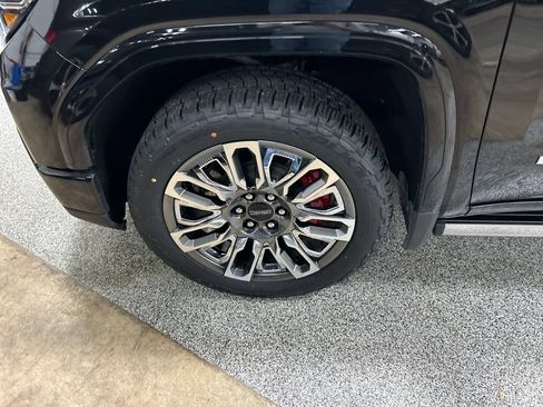 Used 2024 GMC Sierra 1500 Denali Ultimate AWD/4WD image 34