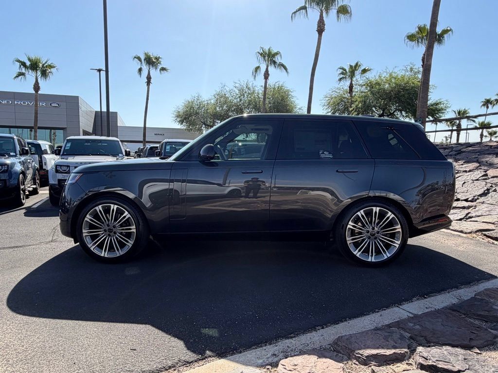 New 2026 Land Rover Range Rover SE AWD/4WD image 3