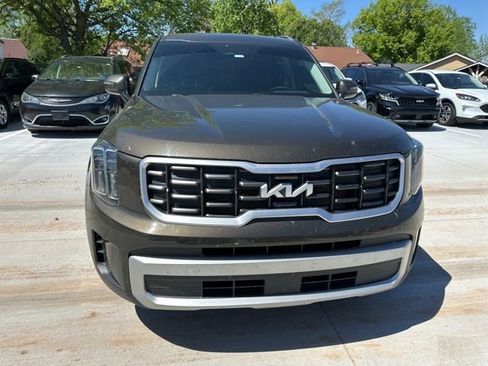 Used 2023 Kia Telluride S w/ S Sunroof Package image 17