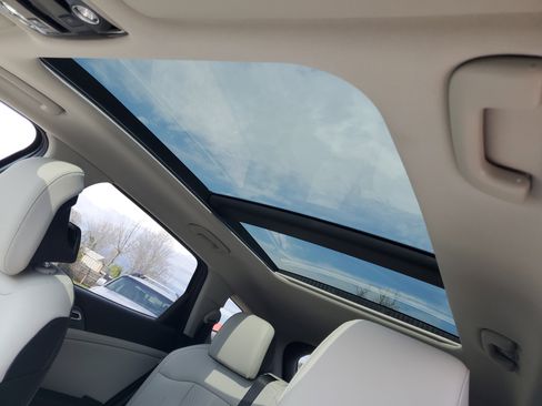 New 2026 Kia Sportage EX image 16