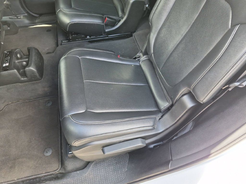 Used 2023 Jeep Grand Cherokee L Limited w/ Luxury Tech Group II AWD/4WD image 24