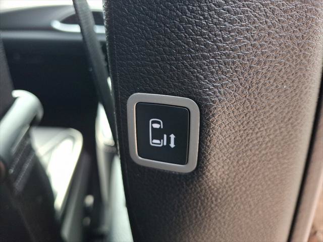 Certified 2026 Chrysler Pacifica Limited FWD image 14