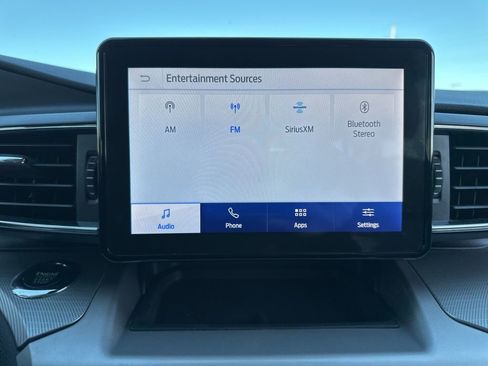 Used 2022 Ford Explorer XLT w/ Equipment Group 202A image 31