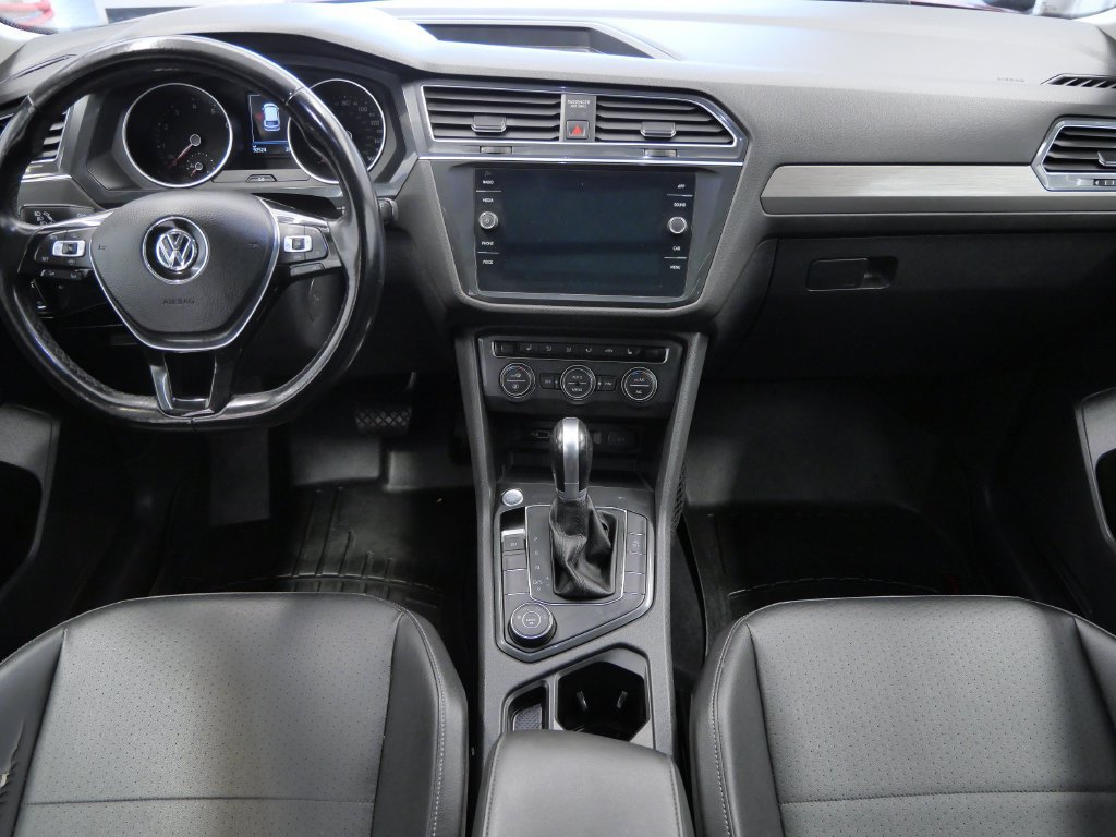 Used 2019 Volkswagen Tiguan SE w/ Panoramic Sunroof Package AWD/4WD image 18