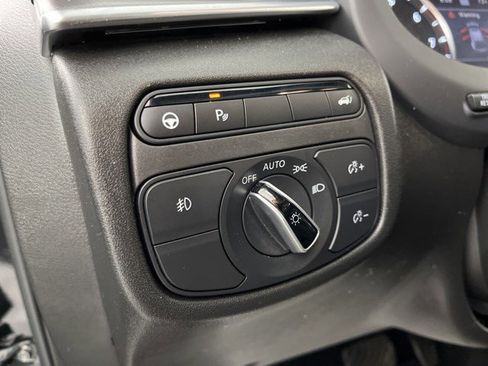 Used 2024 INFINITI QX55 Essential image 25