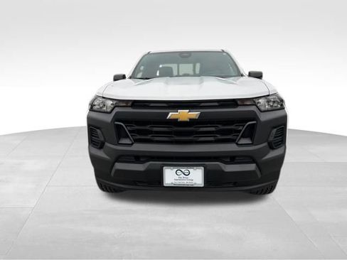 Used 2024 Chevrolet Colorado W/T w/ WT Convenience Package II image 3