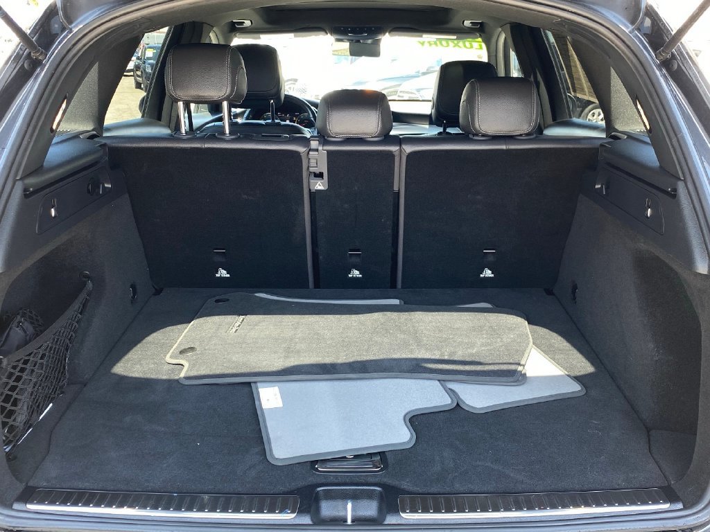 Used 2022 Mercedes-Benz GLC 300 image 12