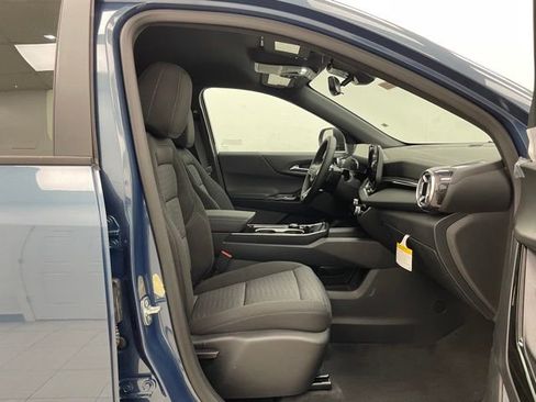 New 2026 Chevrolet Equinox LT w/ Safety and Technology Package AWD/4WD image 14