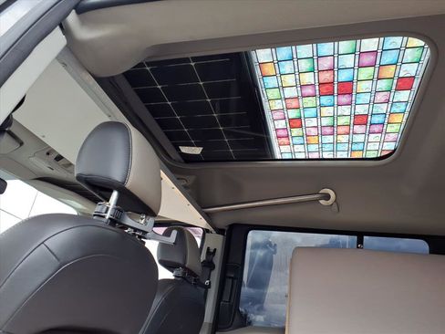 Used 2014 Ford Transit Connect Titanium image 13