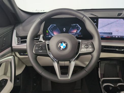 Used 2026 BMW X1 xDrive28i w/ Technology Package image 19