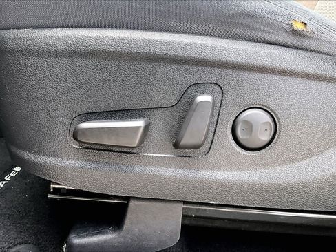 Used 2020 Hyundai Santa Fe SEL w/ Convenience Package FWD image 31