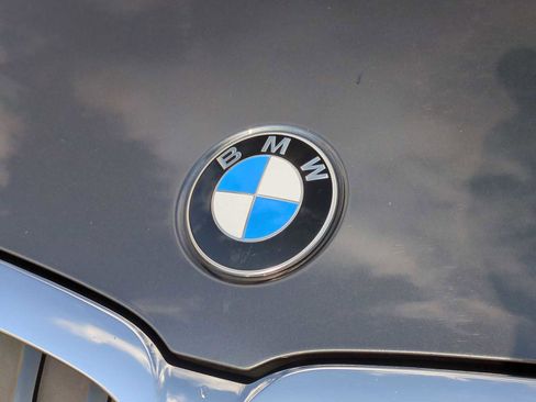 Certified 2022 BMW 330i xDrive Sedan w/ Premium Package image 12