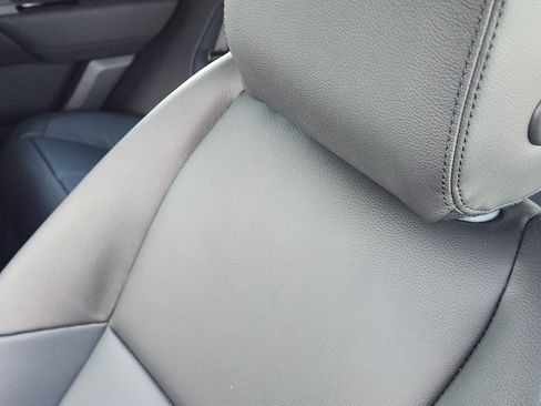 New 2026 Land Rover Range Rover Velar Dynamic SE image 15