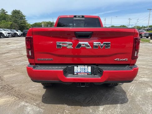 New 2026 RAM 2500 Big Horn AWD/4WD image 4