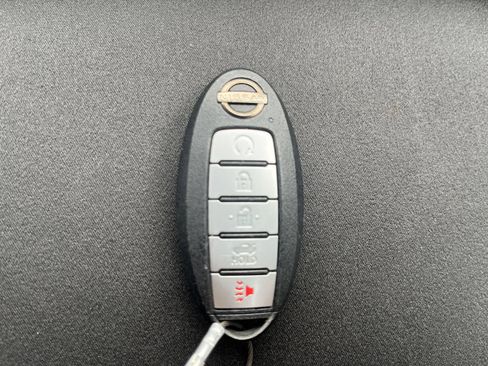 Used 2025 Nissan Altima 2.5 SV FWD image 24