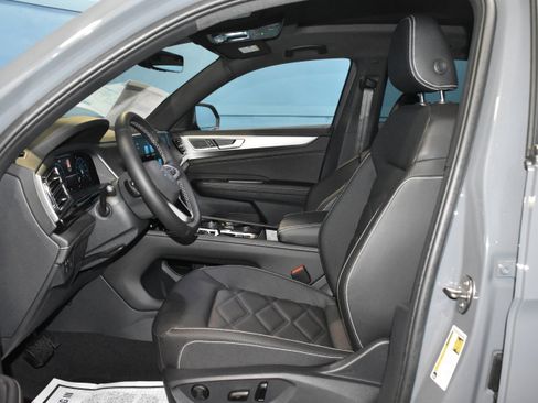 New 2026 Volkswagen Atlas Cross Sport SE AWD/4WD image 6