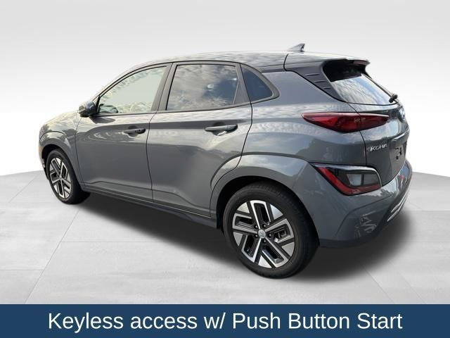 Used 2023 Hyundai Kona SE w/ Cargo Package FWD image 9