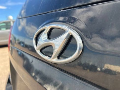 Used 2010 Hyundai Santa Fe Limited AWD/4WD image 12